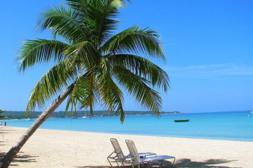  Bãi biển Negril là một trong những điểm đến nổi tiếng nhất Jamaica