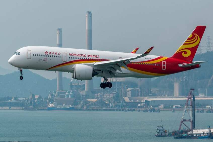 Máy bay Hong Kong Airlines
