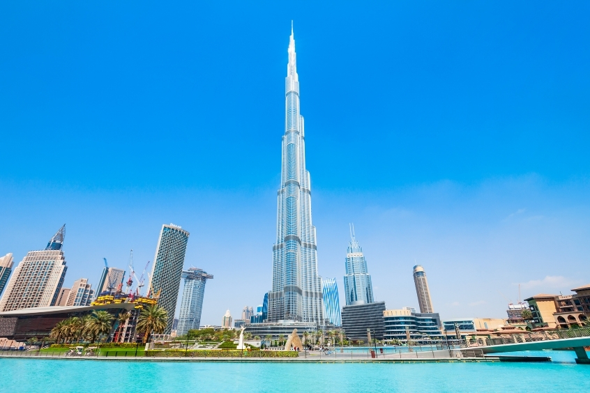 Burj Khalifa - Biểu tượng xa hoa của Dubai và tòa tháp cao nhất thế giới.