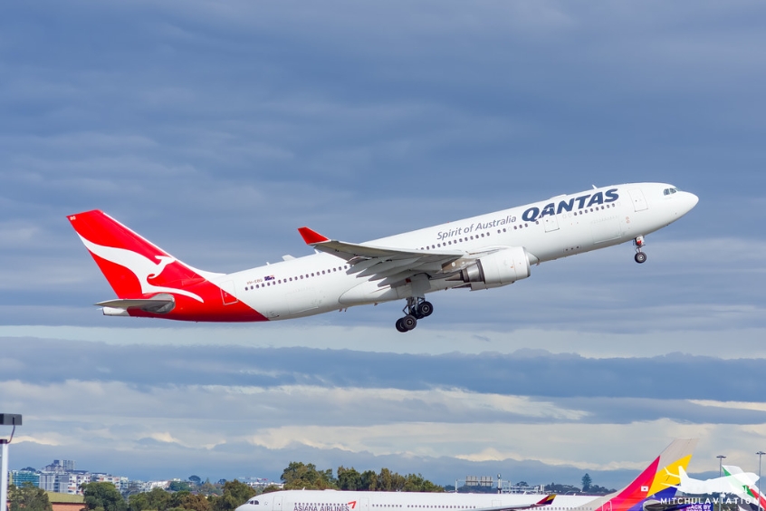 Qantas Airways - Hãng hàng không quốc gia Úc.
