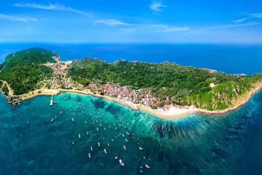 Cù Lao Xanh - Hòn đảo nhỏ được bao quanh bởi làn nước trong xanh 