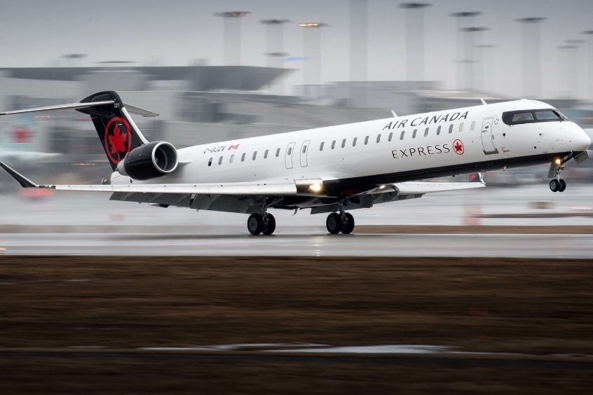 Đổi vé máy bay Air Canada Jazz nhanh chóng và thuận tiện tại 190 Booking