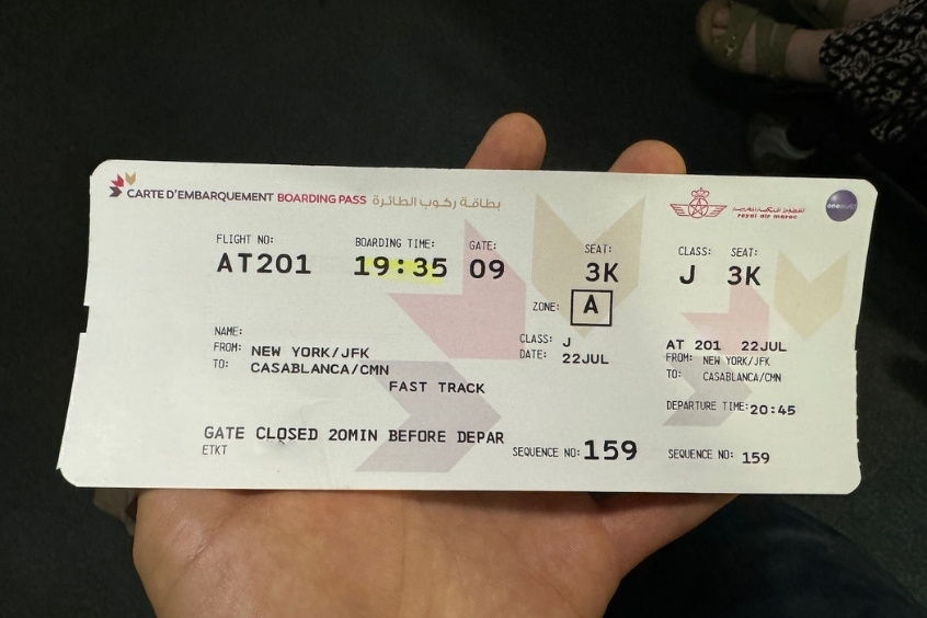 Tiết kiệm thời gian với dịch vụ đổi vé máy bay Royal Air Maroc tại 190 Booking