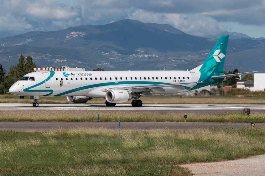 Air Dolomiti là một hãng hàng không khu vực của Ý