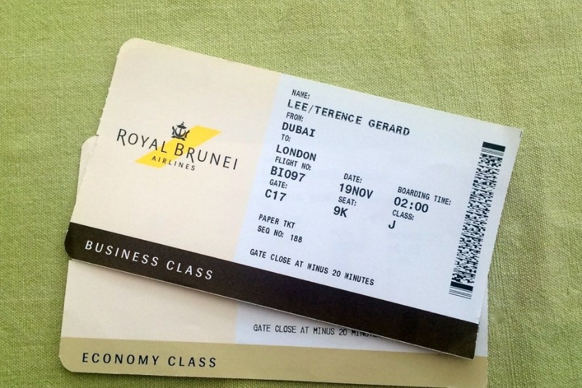 Đổi vé máy bay Royal Brunei Airlines nhanh chóng và thuận tiện tại 190 Booking