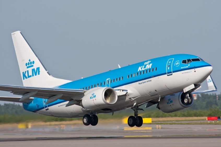 Đổi vé máy bay KLM Royal Dutch Airlines dễ dàng cùng 190 Booking (Nguồn: Internet) 