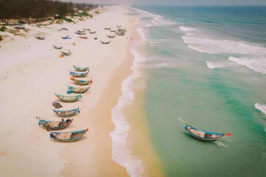 Biển Cảnh Dương Quảng Bình