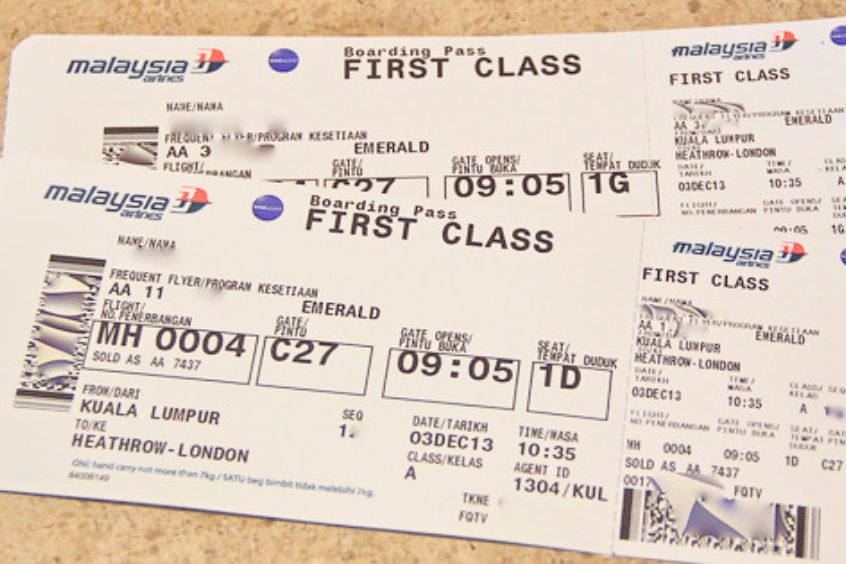 Đổi vé máy bay Malaysia Airlines nhanh chóng tại 190 Booking