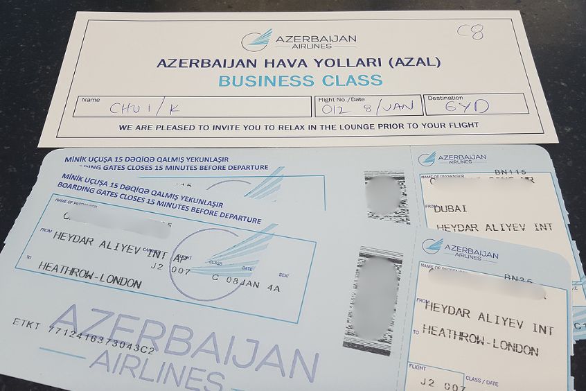 Đổi vé máy bay Azerbaijan Airlines nhanh chóng tại 190 Booking