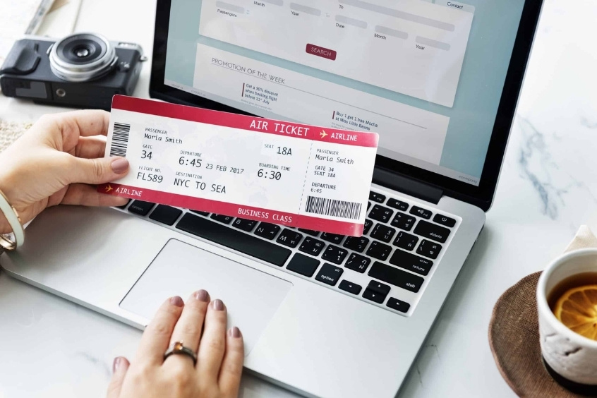 Đổi vé máy bay Lucky Air nhanh chóng tại 190 Booking