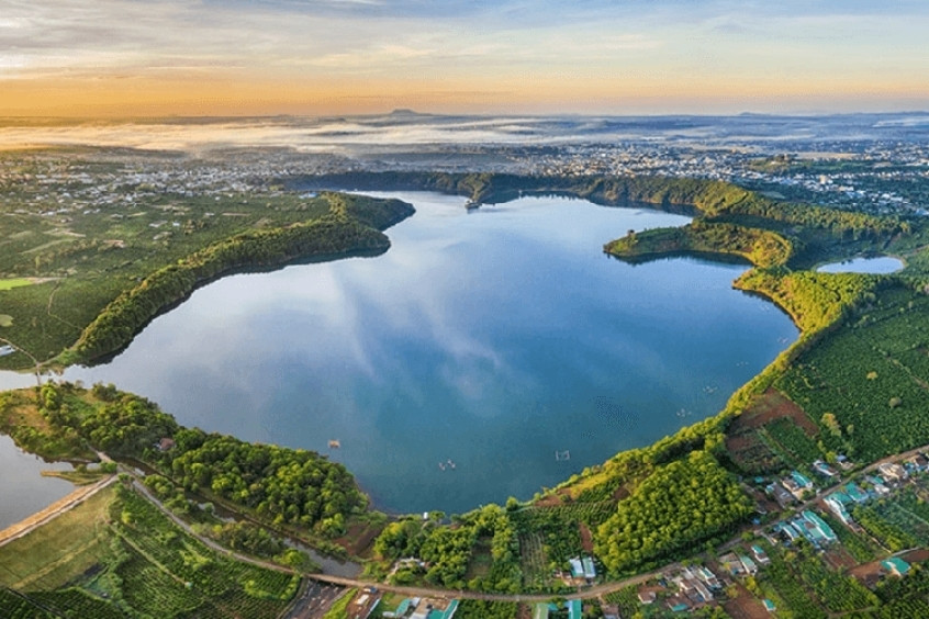 Xuân về trên Phố Núi du lịch Pleiku vươn mình rực rỡ