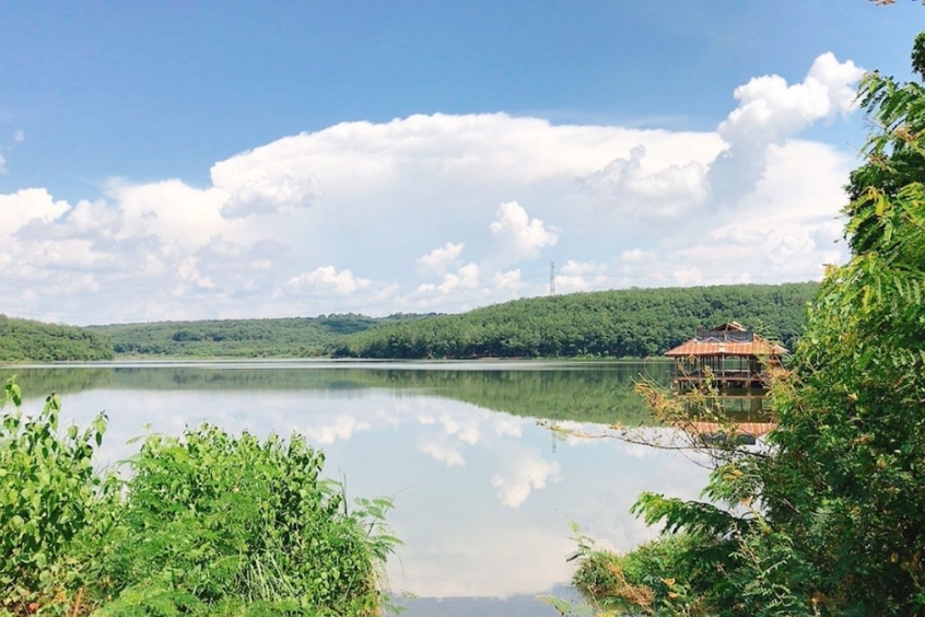 Điểm đến lý tưởng cho người yêu thiên nhiên - Hồ Suối Lam