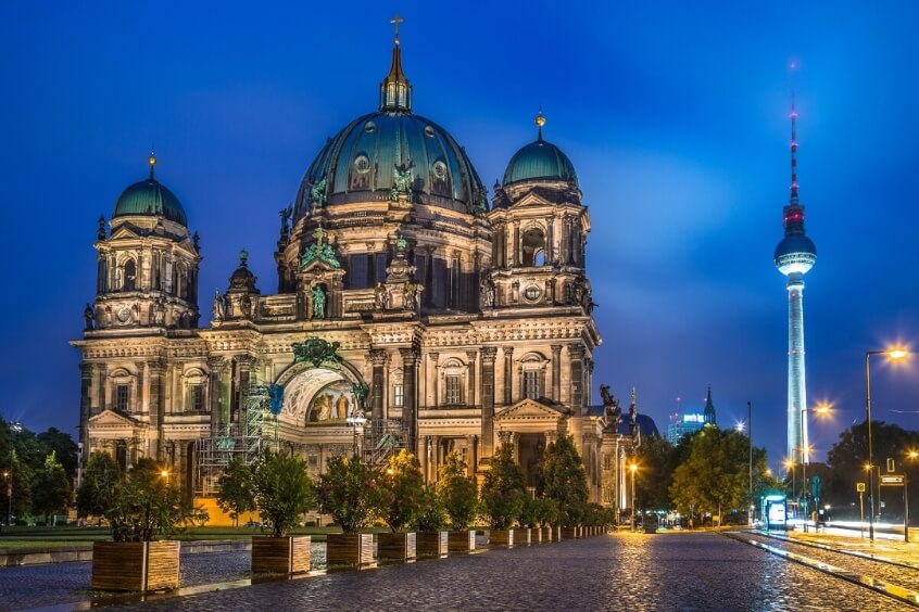 Ngước nhìn vẻ uy nghi của Berliner Dom - Một kiệt tác lịch sử giữa lòng nước Đức