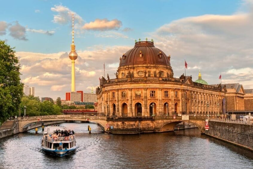 Vẻ đẹp kiến trúc và kho tàng tri thức vô giá tại Đảo Bảo Tàng, Berlin