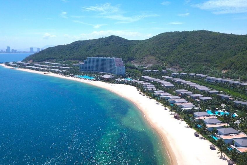 Lắng nghe tiếng sóng vỗ rì rào tại Bãi Trũ 