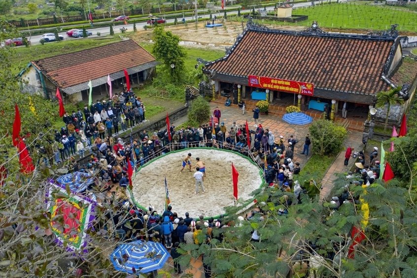 Tôn trọng nghi lễ là cách giữ gìn nét đẹp của Huế.