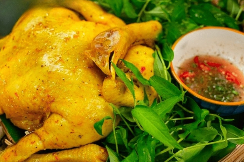 Gà hấp rượu - Món ngon trứ danh Vĩnh Long khiến thực khách say mê 