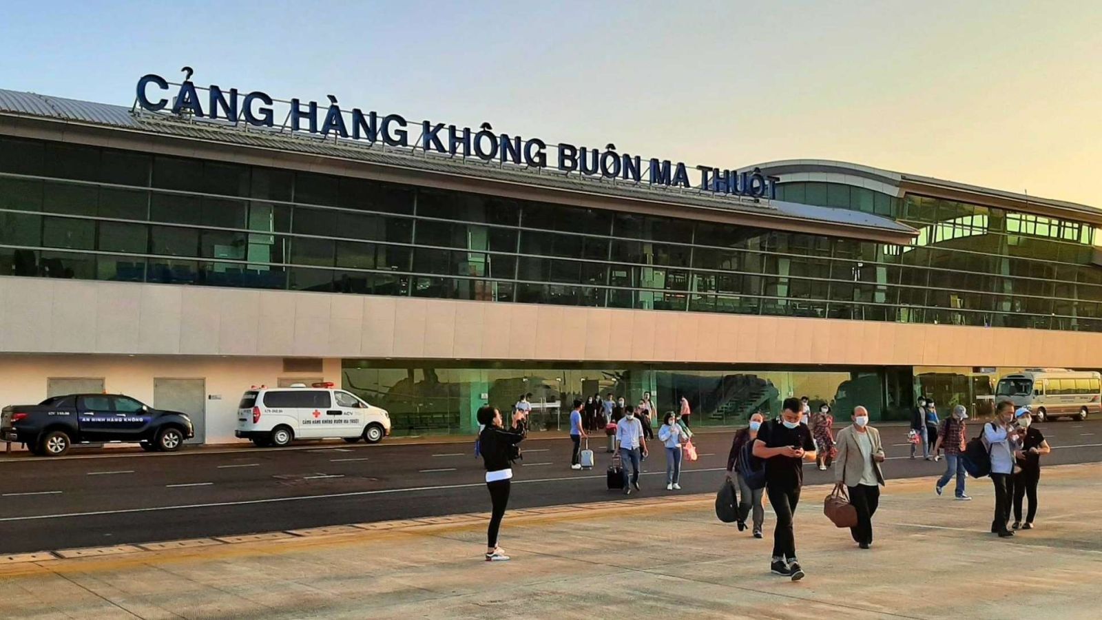 Sân bay Buôn Ma Thuột với các hãng hàng không nội địa, điểm đến lý tưởng cho hành trình khám phá Đắk Lắk (Nguồn: Internet)