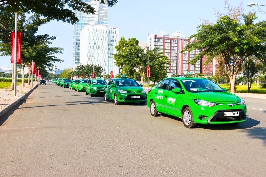 Taxi là phương tiện phổ biến cho du khách khi di chuyển tại nội thành Quảng Ngãi (Nguồn: Internet)