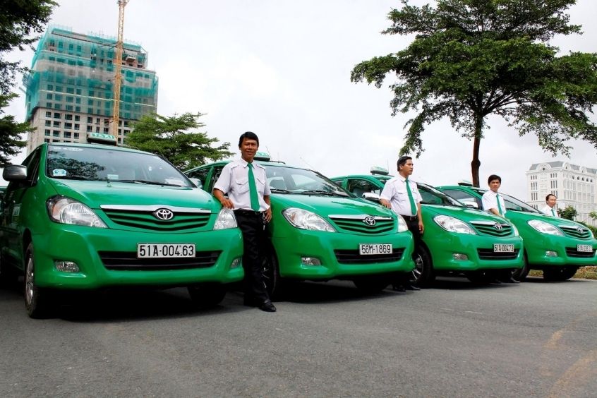 Taxi là phương tiện di chuyển phố biến cho du khách tại Cao Bằng 