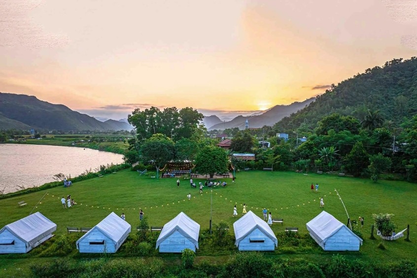 Glamping tại xã Hòa Bắc - Hòa mình giữa thiên nhiên