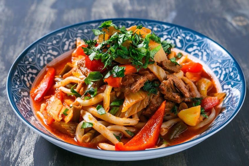 Hương vị truyền thống Uzbekistan trong từng sợi mì Laghman