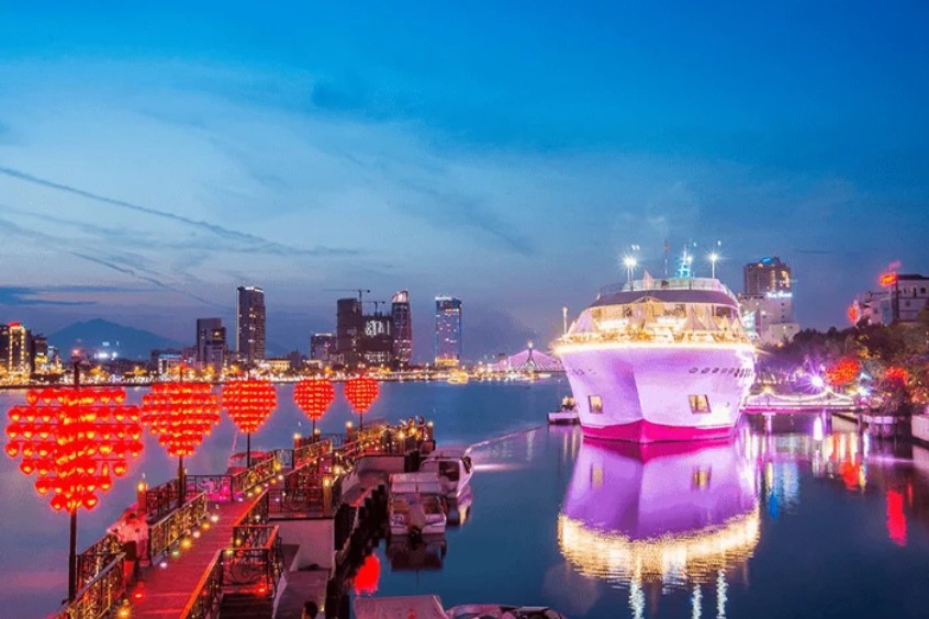 cầu tình yêu đà nẵng