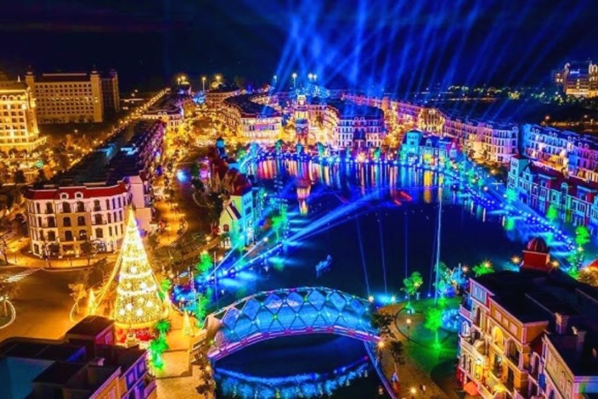 Grand World Phú Quốc ban đêm thành phố không ngủ lung linh ánh sáng