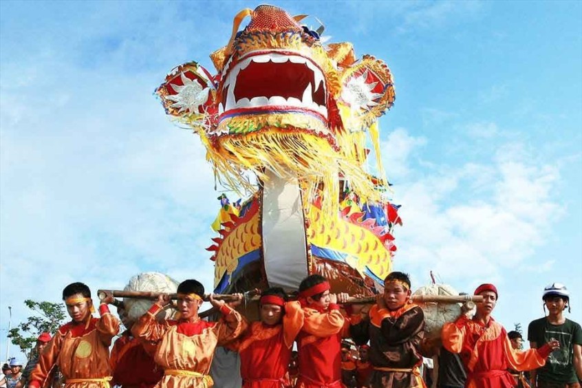 khám phá lễ hội văn hóa truyền thống của người miền trung