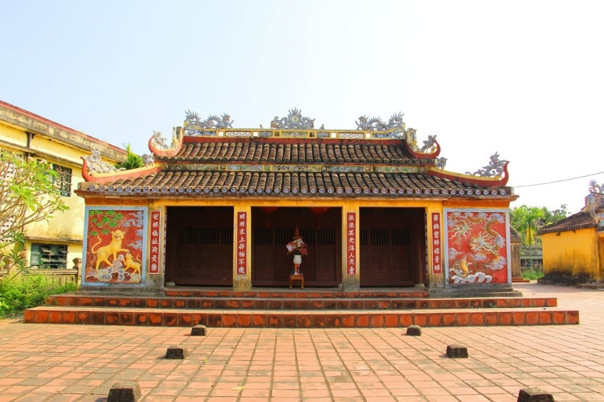 Ngôi đình cổ Túy Loan