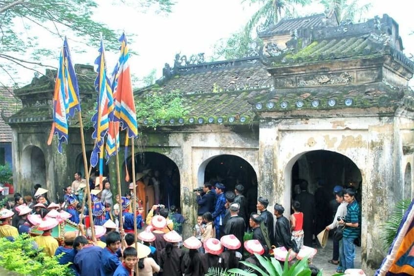 Đền Thần Nông nơi diễn ra lễ hội rước Mục Đồng