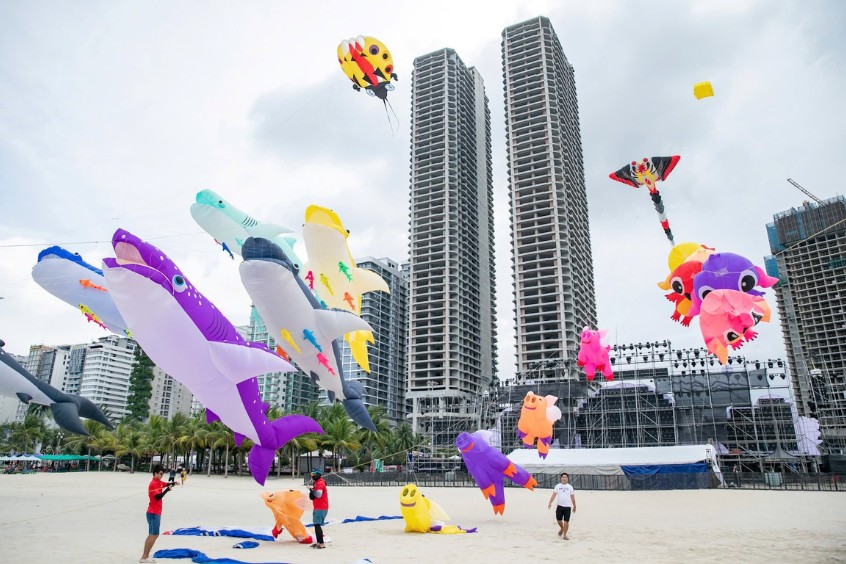 Màn trình diễn diều lung linh tại lễ hội diều Đà Nẵng