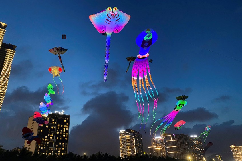 Trình diễn diều LED lung linh