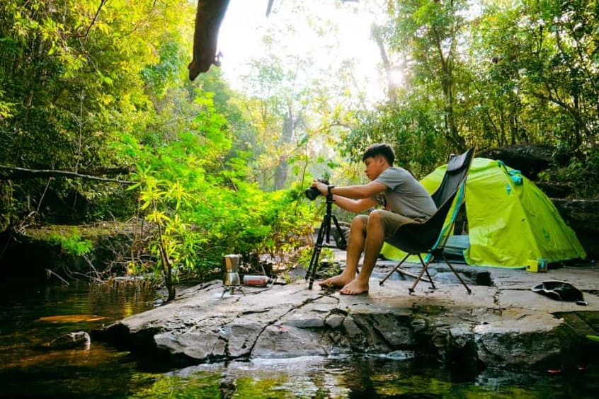 Cắm trại tại suối đá bàn phú quốc mang lại trải nghiệm gần gũi thiên nhiên