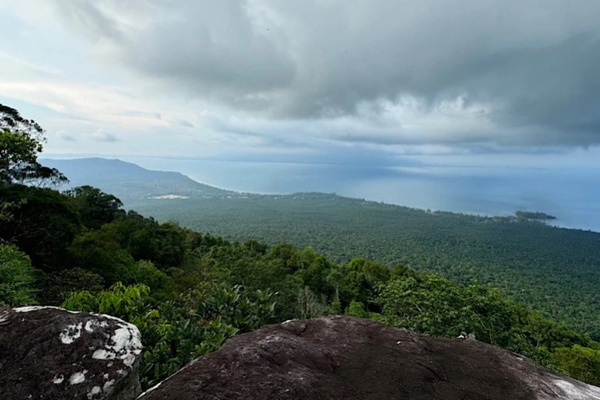 chinh phục nóc nhà phú quốc cao 603 mét