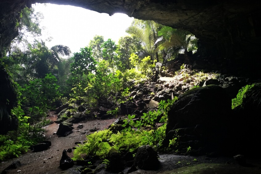 Hang Tiên - Vẻ đẹp kỳ ảo của tạo hóa giữa lòng Quảng Bình