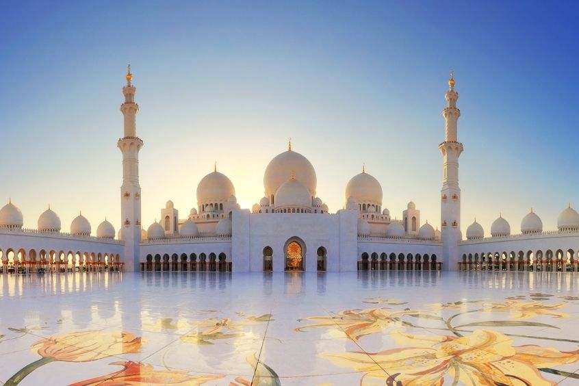 Đắm mình vào những công trình kiến trúc độc đáo ở Abu Dhabi