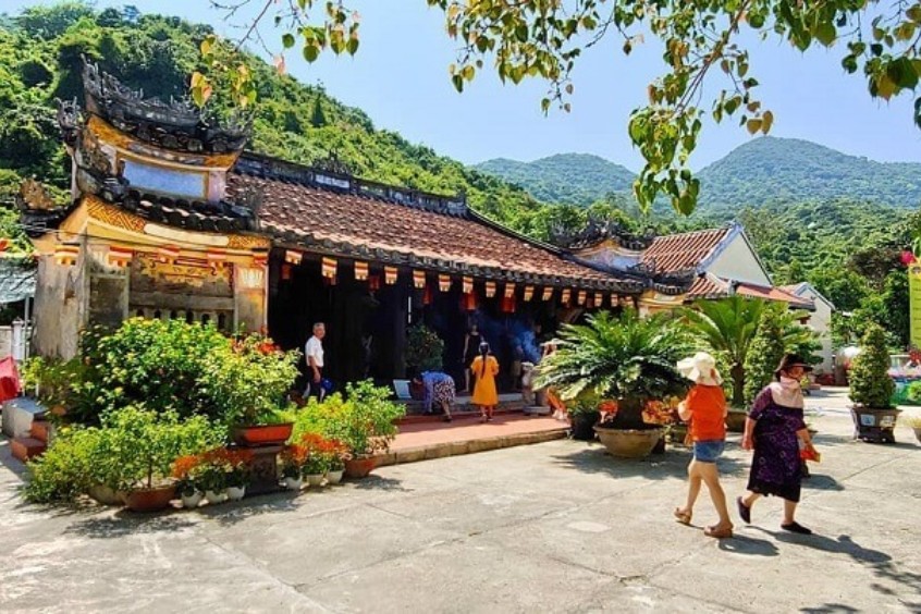 Miểu tổ Nghề Yến