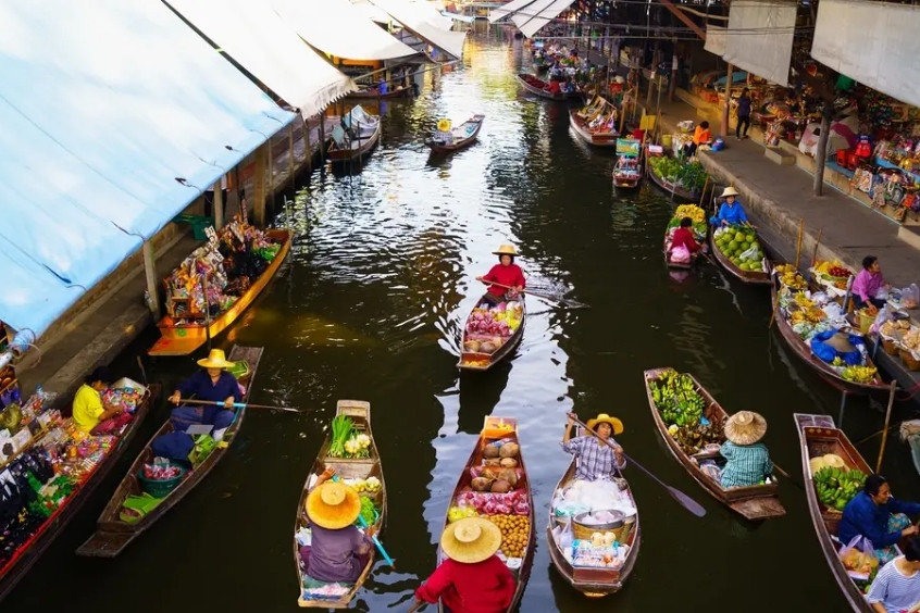 Chợ nổi damnoen saduak