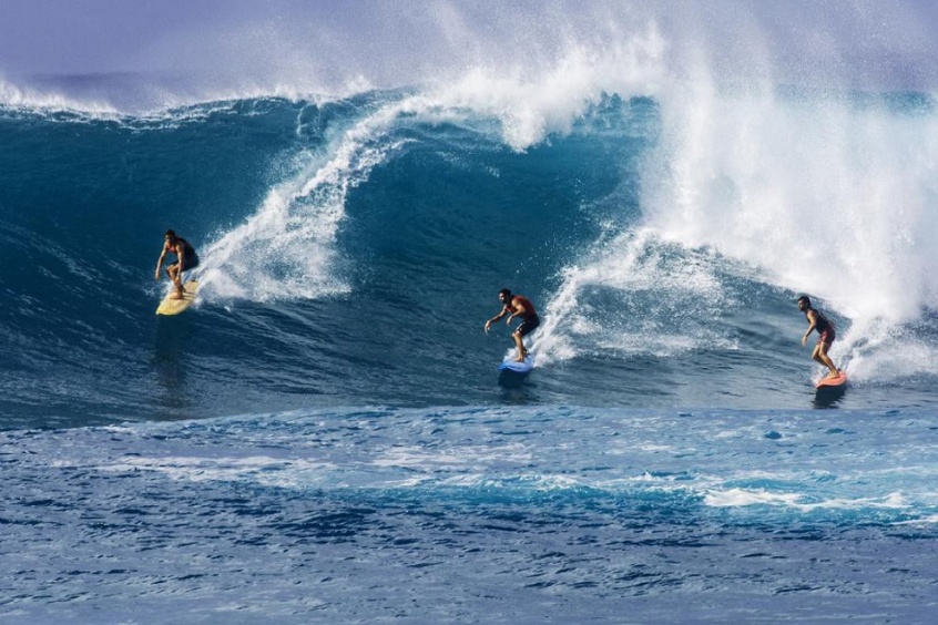 lướt ván trên biển phạm văn đồng