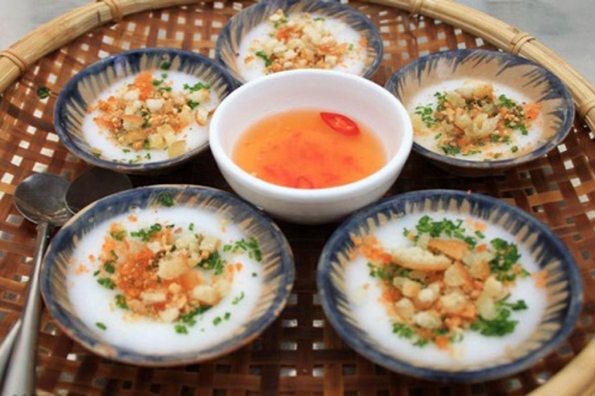 Quán bánh bèo Lò Củi