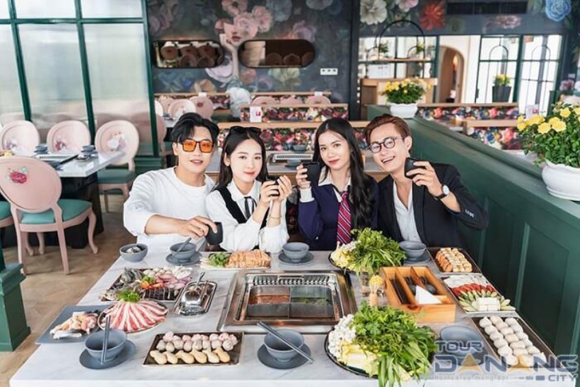 Ẩm thực tại bảo tàng tượng sáp bà nà hills