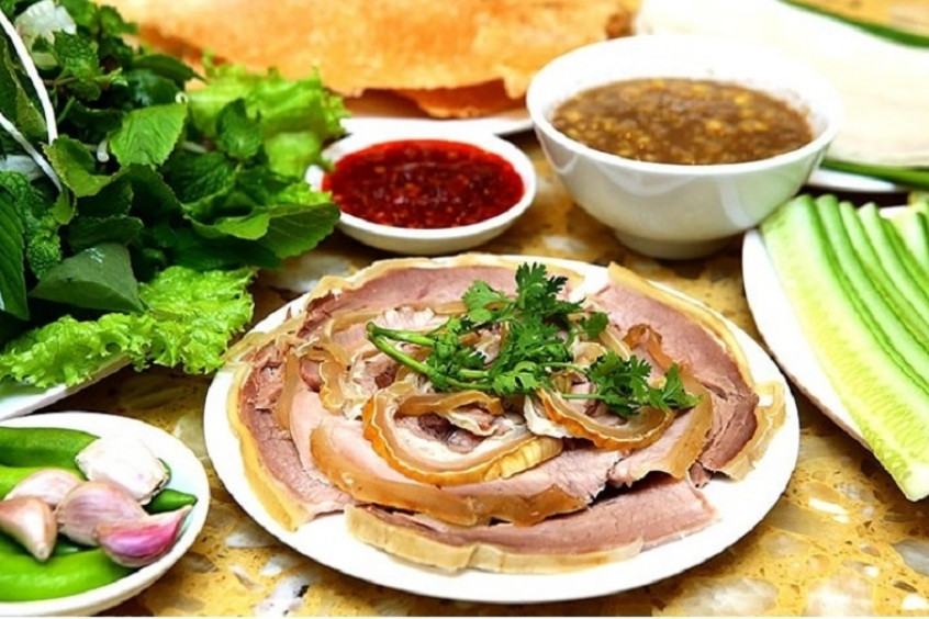 Thịt bê thái đều, mềm và thơm