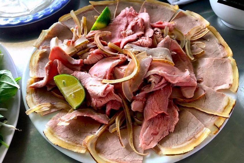 Vị truyền thống giữ được độ mềm của thịt và hương khói thơm nhẹ