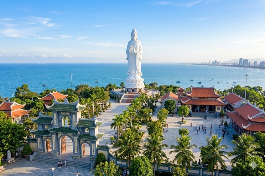 Chùa Linh Ứng Sơn Trà – cảnh đẹp của Đà Nẵng với tượng Phật cao nhất Việt Nam
