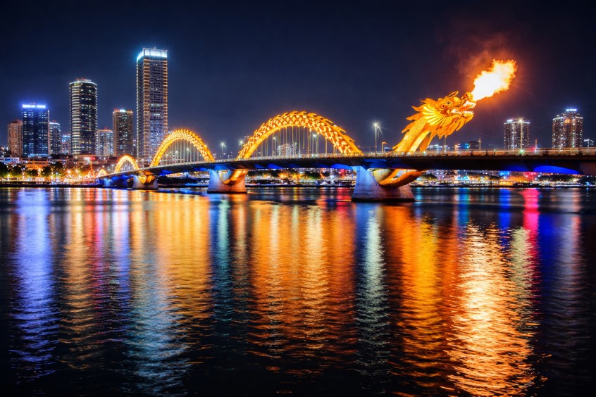 Cầu Rồng và sông Hàn – cảnh đẹp Đà Nẵng về đêm đầy ấn tượng