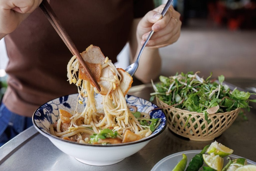 quán Cao lầu và bún mắm Cô Ba Đà Nẵng