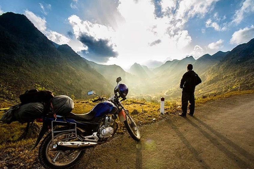 Đi phượt bằng xe máy