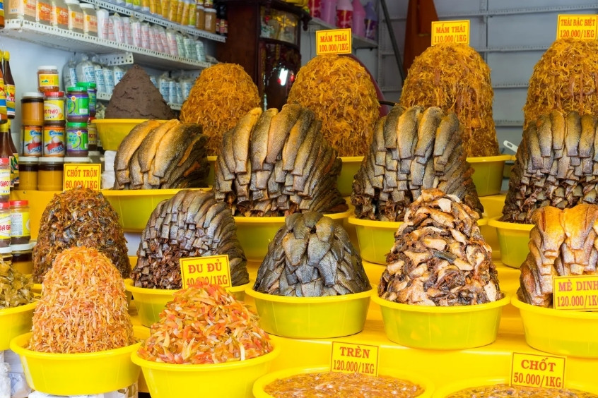 Đặc sản khô tại chợ