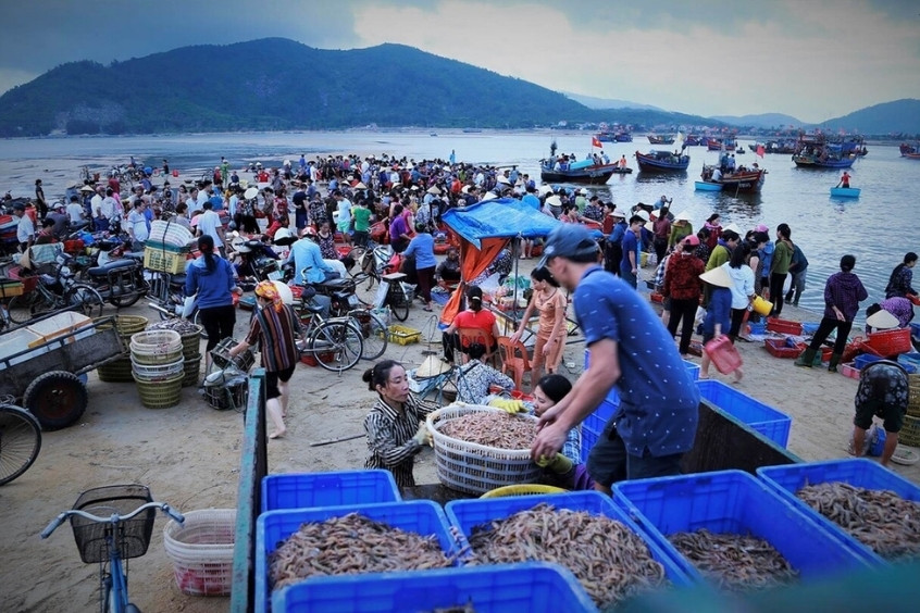 Chợ hải sản phú lộc